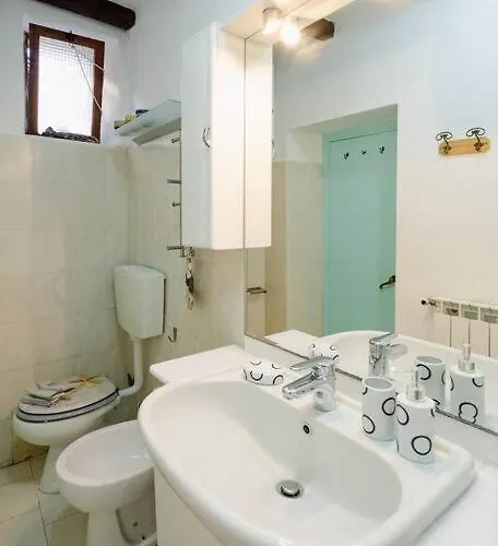 5 Terre, Tellaro: Casa Del Poeta *