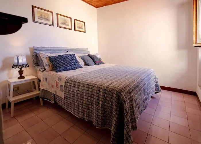 5 Terre, Tellaro: Casa Del Poeta
