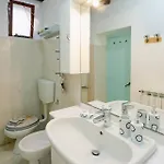 5 Terre, Tellaro: Casa Del Poeta Semesterbostad *