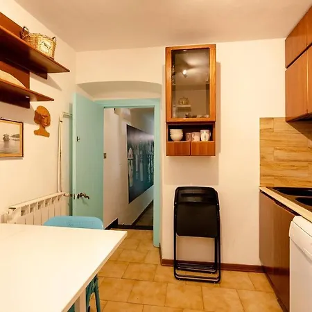 Tellaro, Casa Del Poeta Телларо